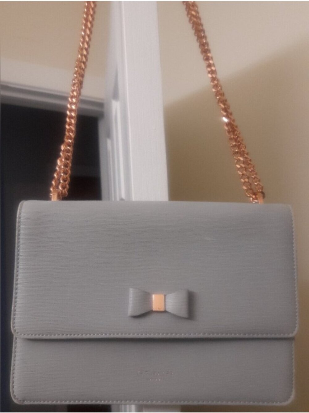 TED BAKER Bow Accent Gray Shoulder Bag with Rose Gold Chain